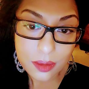 Meet your Posher, Ambreen